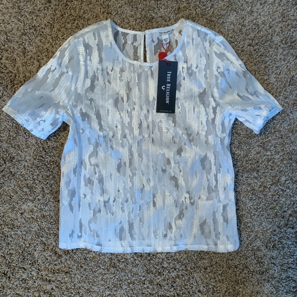 Women’s true religion crop shirt